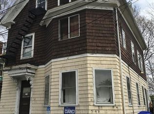 11 Washburn St, Providence, RI 02908