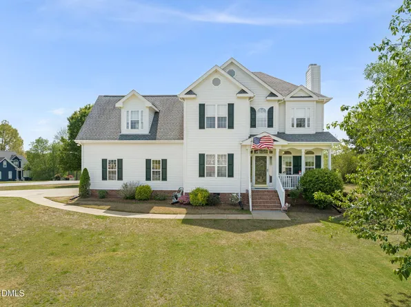 100 Linwood Ln, Clayton, NC 27527