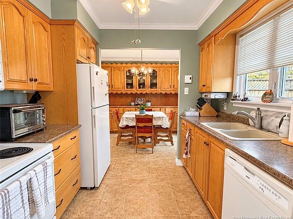 5th image of 1235 Centennial St