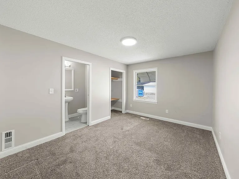 1789 Maryland Ave E — Photo 18