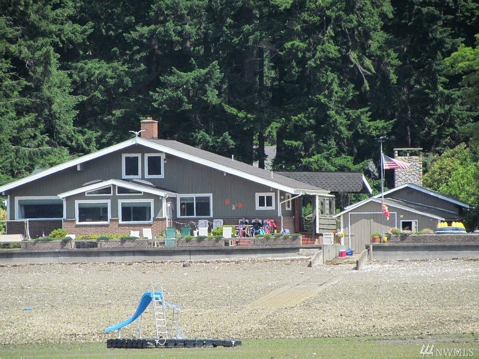1st image of 80 NE Shorebrook Dr
