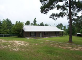 11 Cold Creek Ln, Sumrall, MS 39482