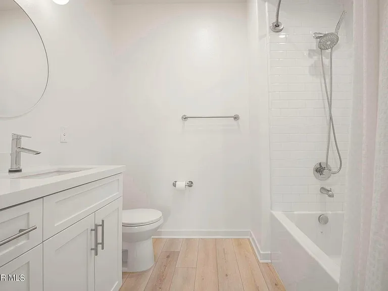 353 Rendar Ln — Photo 23