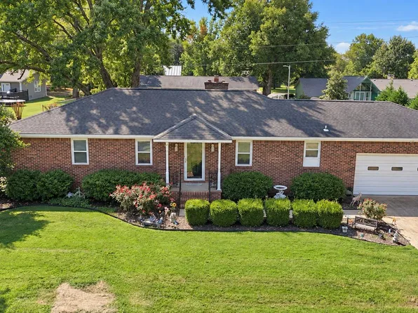 1201 Polk St, Union City, TN 38261
