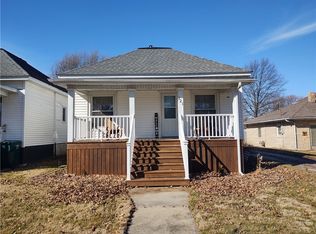 121 S High St, Lovington, IL 61937