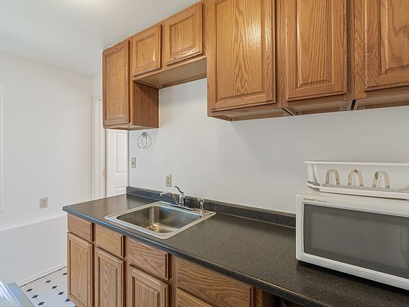 3rd image of 7513 33rd Ave NE #B