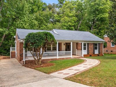 5304 Thorncliff Dr, Greensboro, NC, 27410