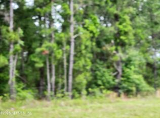 214 1st Way, Interlachen, FL 32148