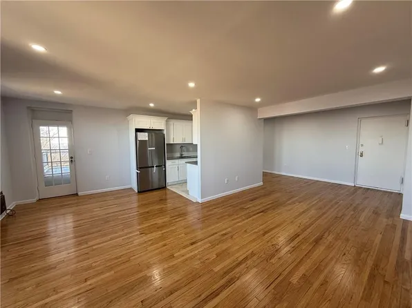 55 Austin Pl APT 5B, Staten Island, NY 10304