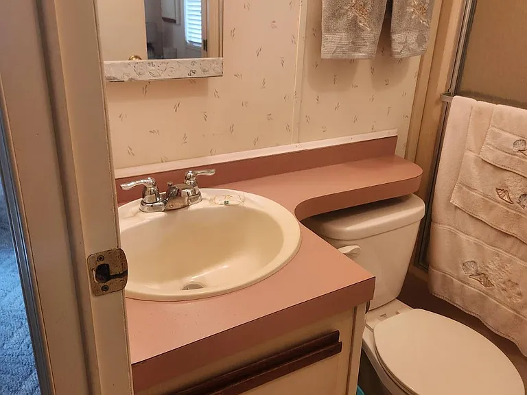 3943 Honolulu Dr — Photo 11