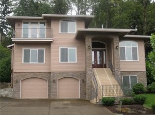 9554 SE Spy Glass Dr, Happy Valley, OR 97086