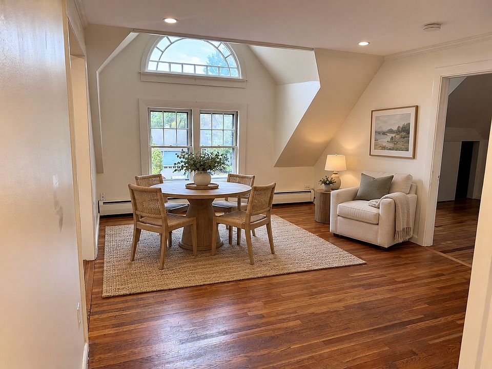 1st image of 65 R Pleasant St #3