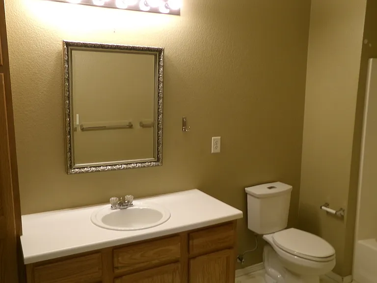 3002 W Elizabeth St #13D — Photo 13