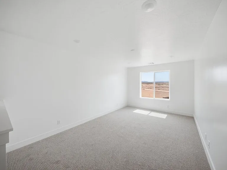946 E Malibu Ln — Photo 16