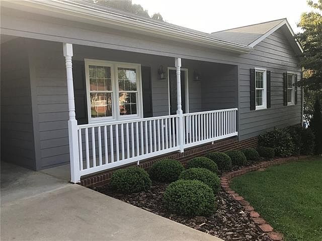 1st image of 3396 Wren Cir
