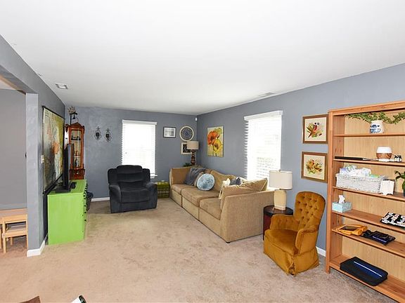4th image of 1403 Anthony Dr