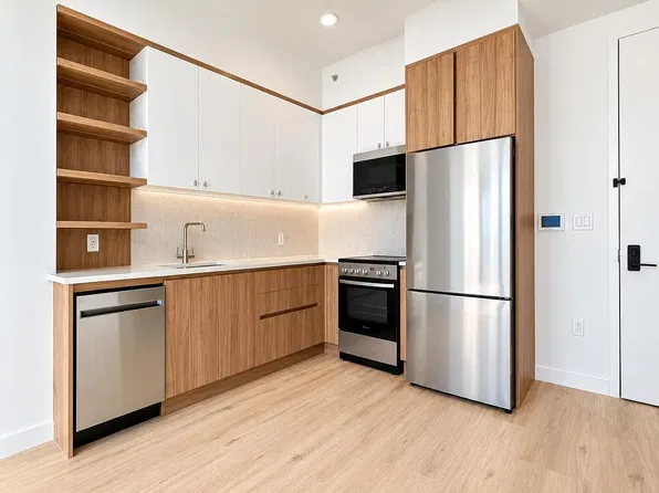 157 Lenox Rd, Brooklyn, NY