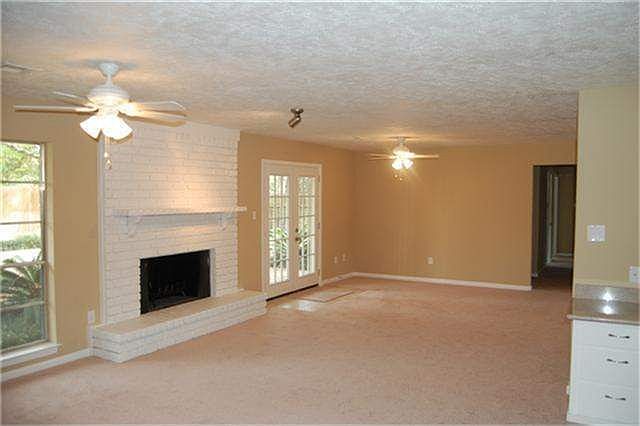 2nd image of 204 S Avenue H