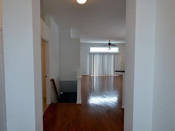 2nd image of 3859 Heritage Pointe Blvd