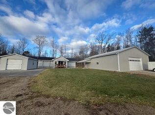 2520 S Blodgett Rd, Lake City, MI 49651