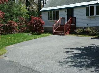 7 Treble Ter, Billerica, MA 01821