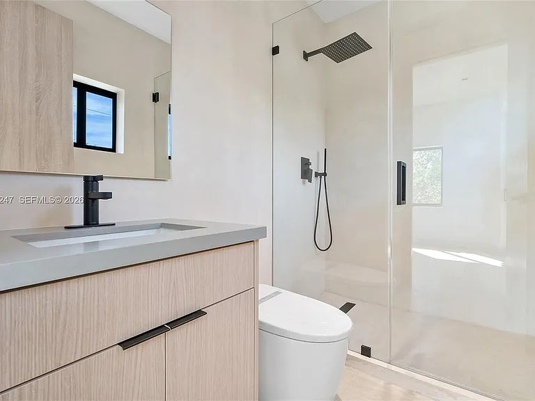 4715 NE Miami Ave #2 — Photo 9