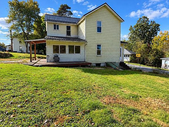 4th image of 1280 Banion Rd