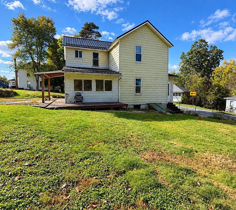 4th image of 1280 Banion Rd