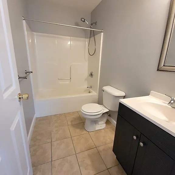 70 Oak Street Ext #3E — Photo 11