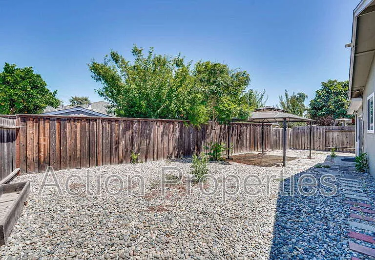 2280 Brentwood Ct — Photo 27