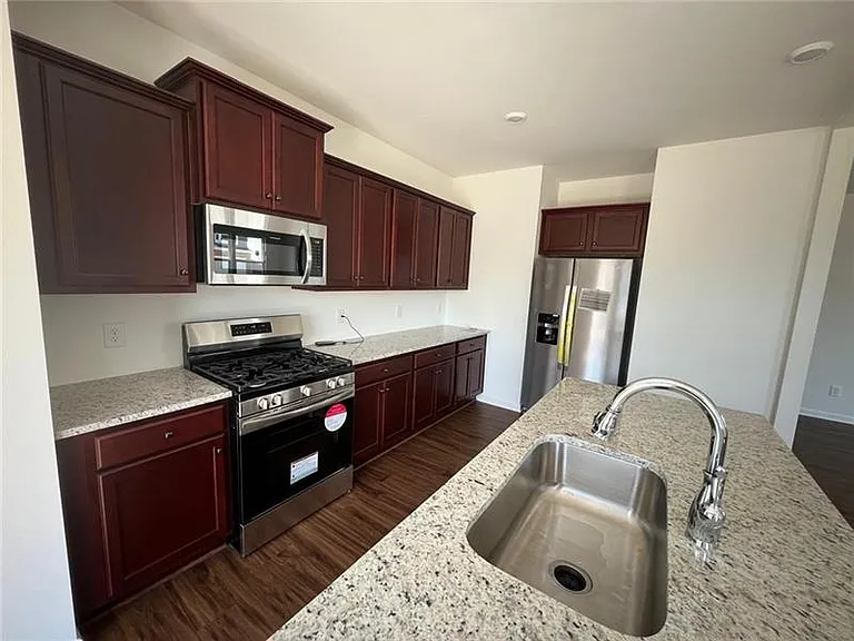 140 Windover Way — Photo 7