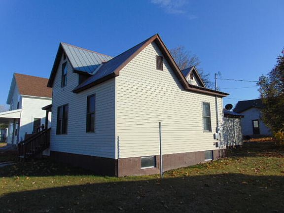 2nd image of 309 W Helen St