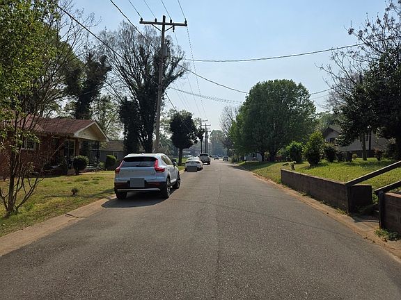 4th image of 202 Joe Louis St