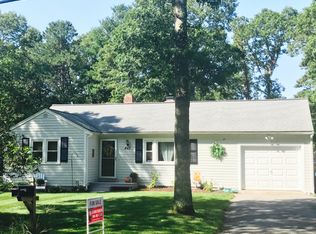443 Skunknet Rd, Centerville, MA 02632