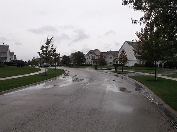 4th image of 39697 N Warren Ln
