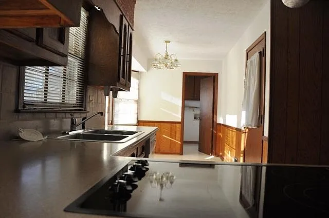 1145 Lanford Dr — Photo 9