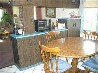 4th image of 23990 Glenbrook Blvd