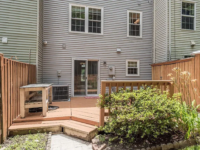 3306 Buckeye Ln — Photo 22