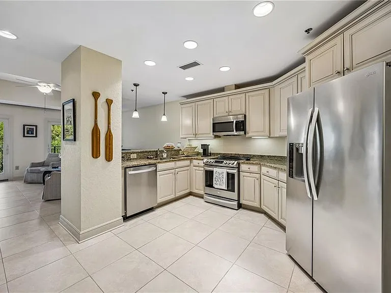 150 Salt Air Dr #303 — Photo 27