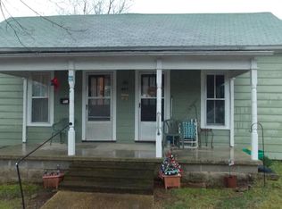 407 1st St, Doniphan, MO 63935