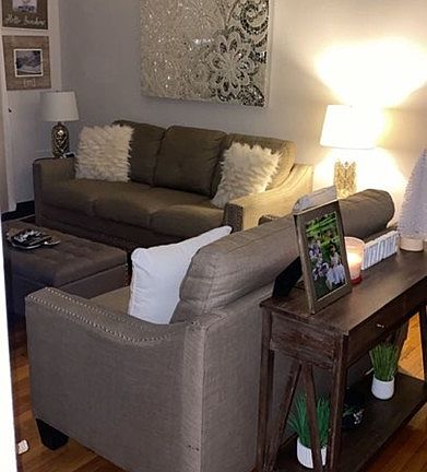 2nd image of 654 Metropolitan Ave