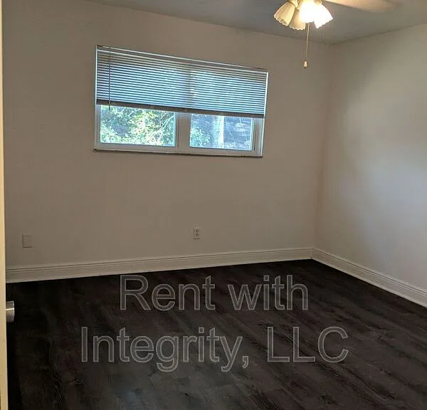 156C Locke St — Photo 9
