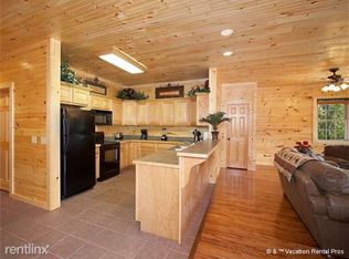 345 Deer Path Ln, Gatlinburg, TN 37738