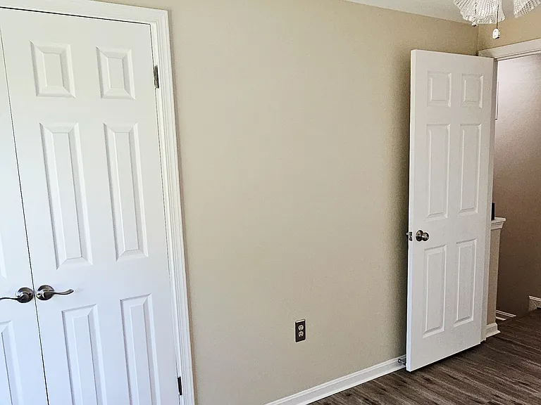 17519 Longview Ln — Photo 21