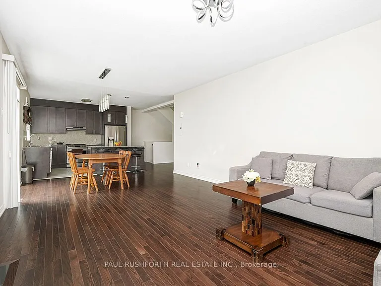 54 Moonbeam St — Photo 4