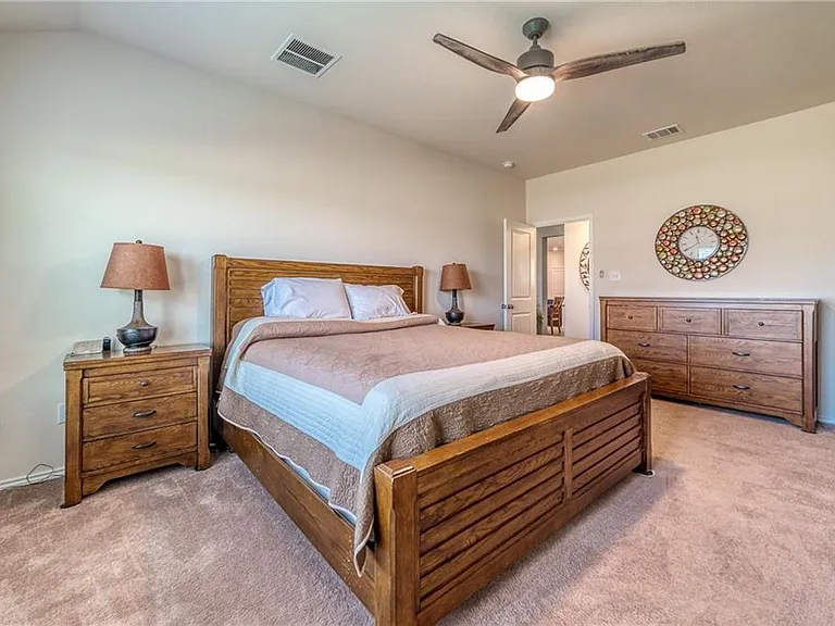 2100 Littleton Dr — Photo 18