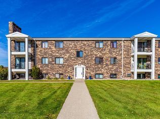 321 Prairiewood Cir S APT 102, Fargo, ND 58103