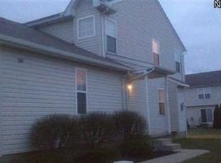 109 Meander Ln, Elyria, OH 44035