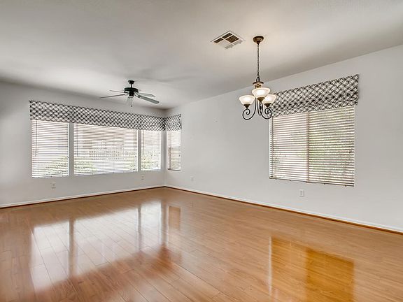 4th image of 5389 Progresso St