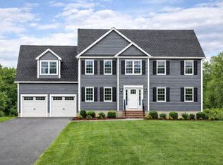 795 Leominster Rd, Lunenburg, MA 01462